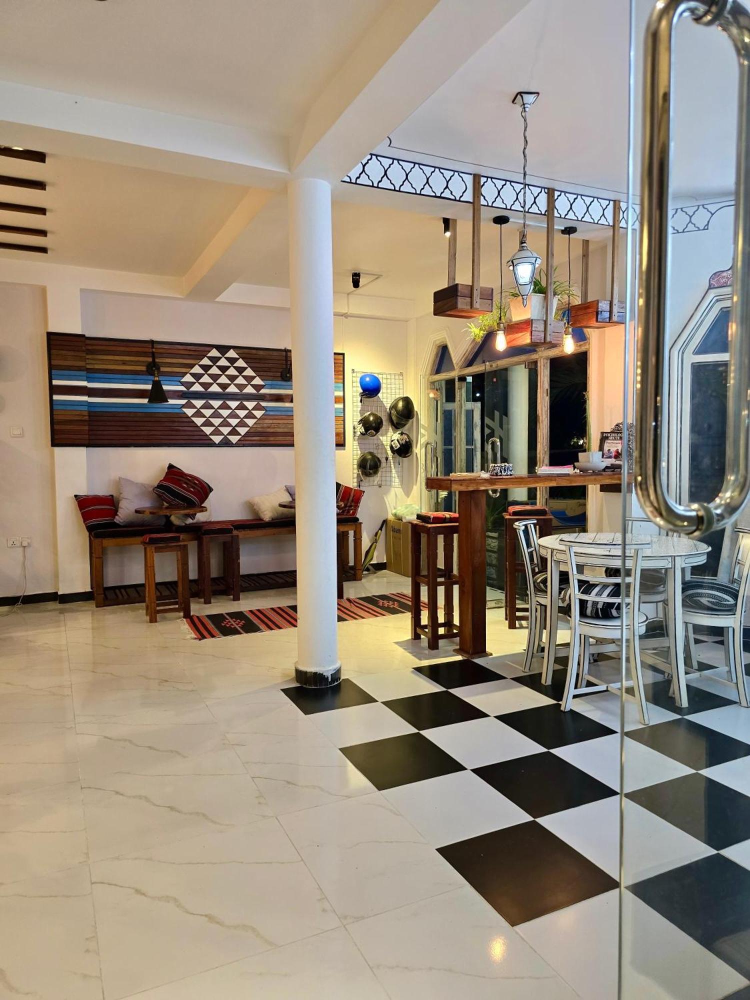 Habibi Hostel & Restaurant Unawatuna Εξωτερικό φωτογραφία